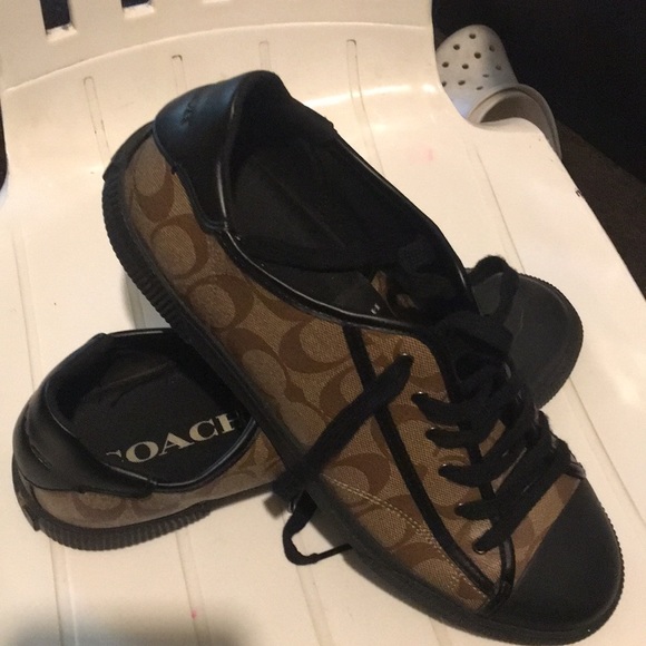 COPY - Men’s Low top Coach Shoes - Picture 1 of 4
